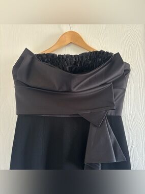 JS Collection Strapless Black Formal Dress Size 10 Long Evening Gown Bow Detail